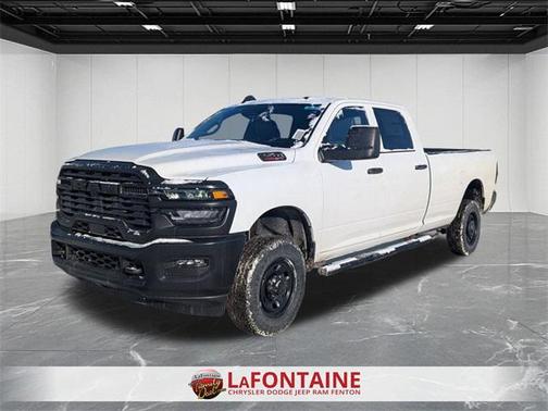 2026 RAM 2500 Tradesman Crew Cab 4x4 8' Box