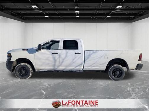 2026 RAM 2500 Tradesman Crew Cab 4x4 8' Box