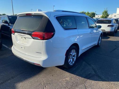2019 Chrysler Pacifica Limited