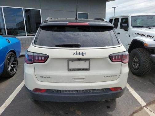 Photo 5 of 8 of 2019 Jeep Compass Limited