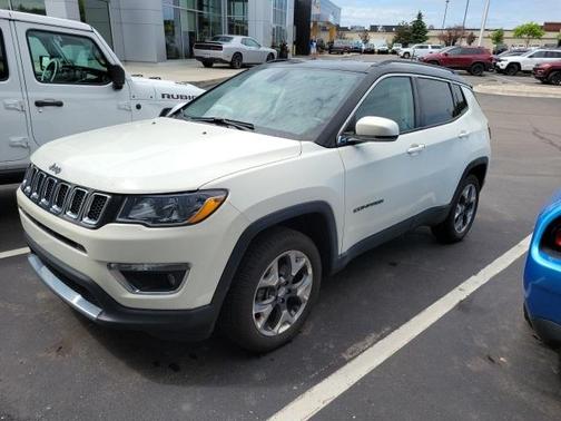 Photo 3 of 8 of 2019 Jeep Compass Limited