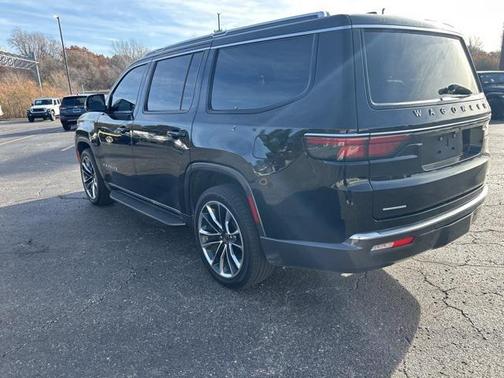 2022 Jeep Wagoneer Series II 4x4