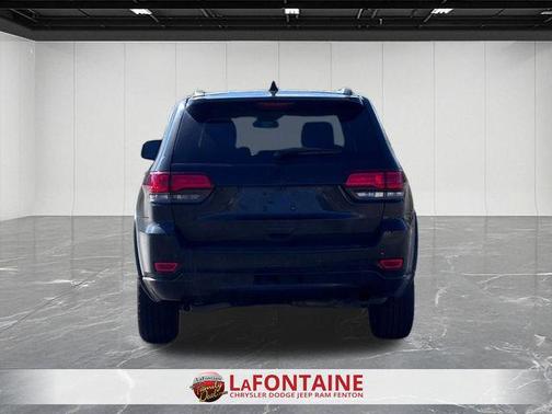 2020 Jeep Grand Cherokee Laredo