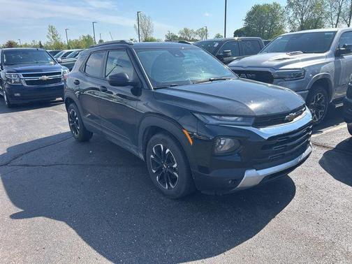 Black Metallic 2021 Chevrolet Trailblazer LT