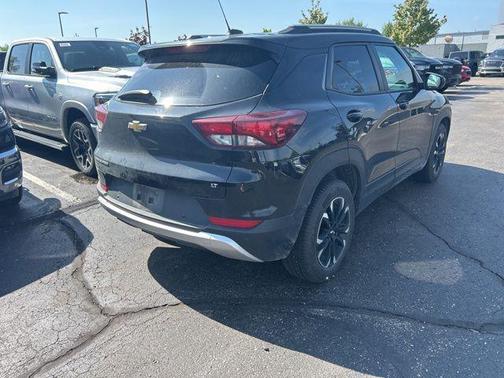 Black Metallic 2021 Chevrolet Trailblazer LT