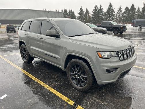 2020 Jeep Grand Cherokee Altitude
