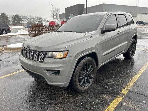 2020 Jeep Grand Cherokee Altitude