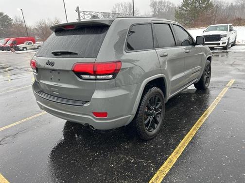 2020 Jeep Grand Cherokee Altitude