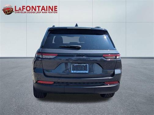 2025 Jeep Grand Cherokee Altitude