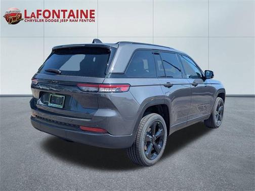 2025 Jeep Grand Cherokee Altitude