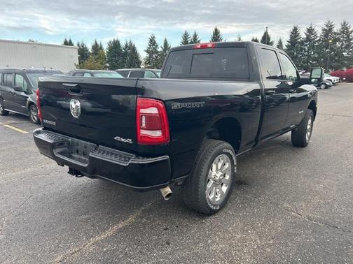 2024 RAM 2500 Laramie Crew Cab 4x4 6'4' Box