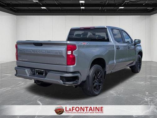 Sterling Gray Metallic 2024 Chevrolet Silverado 1500 Custom