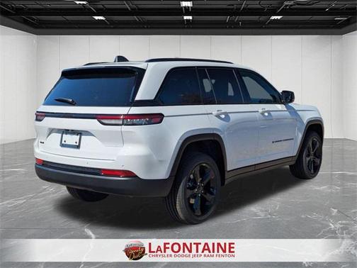 2025 Jeep Grand Cherokee Altitude