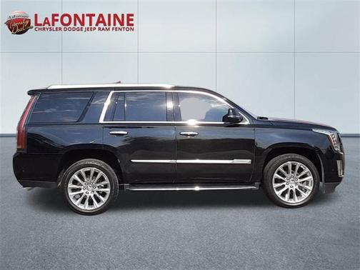 2019 Cadillac Escalade Luxury