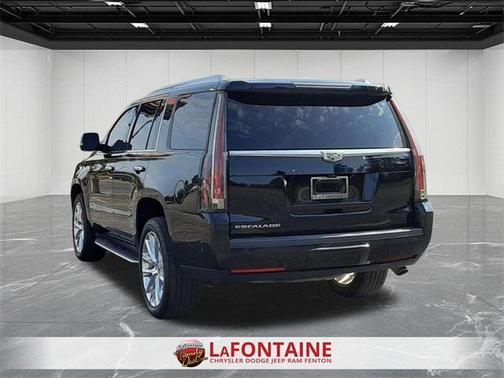2019 Cadillac Escalade Luxury