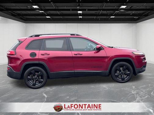 Deep Cherry Red Crystal Pearlcoat 2016 Jeep Cherokee High Altitude