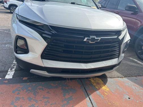 Silver Ice Metallic 2020 Chevrolet Blazer 3LT