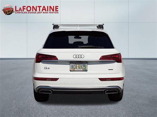 2023 Audi Q5 45 S line Premium Plus
