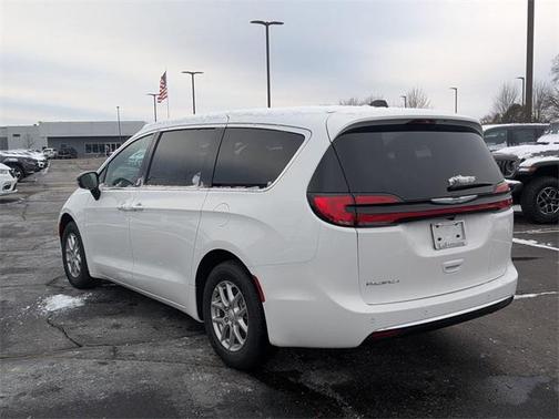 2026 Chrysler Pacifica L