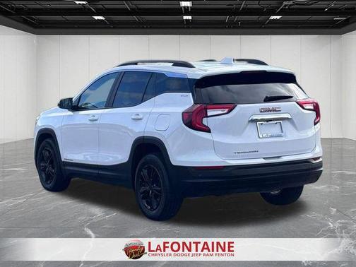 Summit White 2022 GMC Terrain SLE