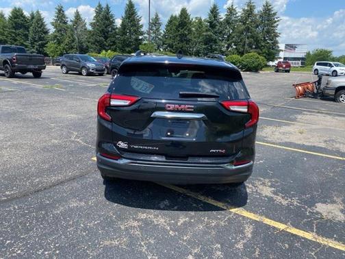 2023 GMC Terrain AWD AT4