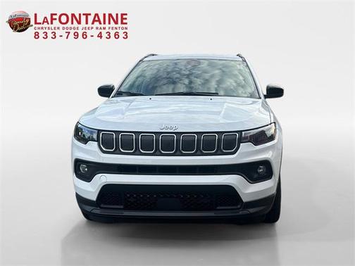 2022 Jeep Compass Latitude Lux