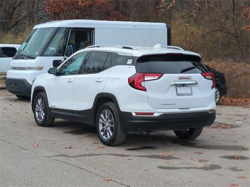 2022 GMC Terrain SLT