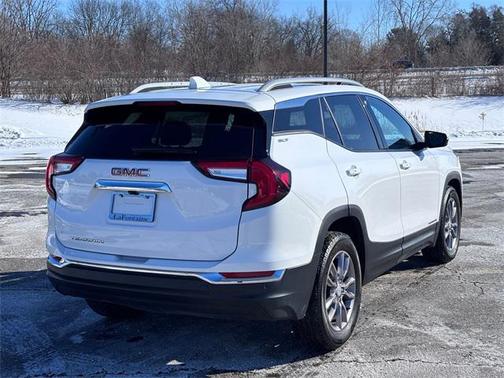 2022 GMC Terrain SLT