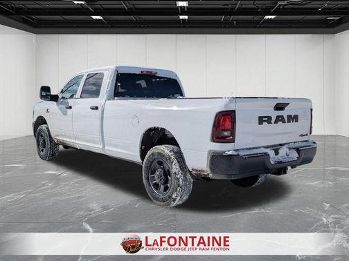 Bright White Clearcoat 2026 RAM 3500 Tradesman Crew Cab 4x4 8' Box