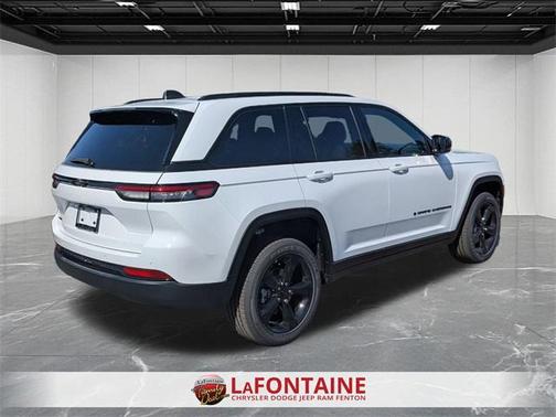 2025 Jeep Grand Cherokee Altitude