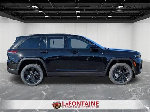 2025 Jeep Grand Cherokee Altitude
