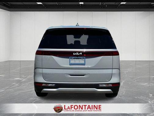 2024 Kia Carnival EX