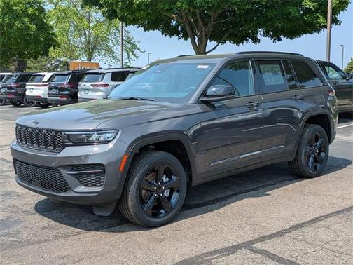 2025 Jeep Grand Cherokee Altitude