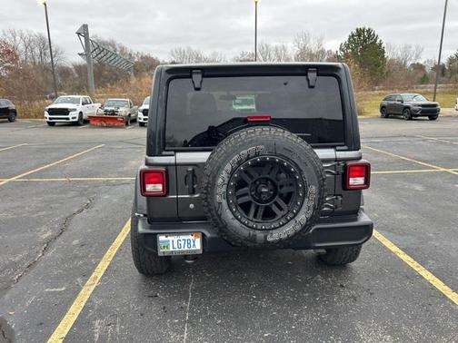 2020 Jeep Wrangler Unlimited Willys 4X4