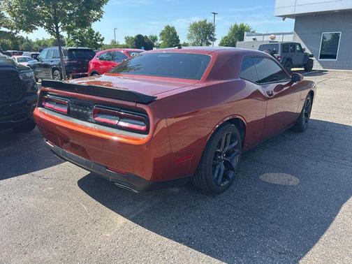 Sinamon Stick 2021 Dodge Challenger R/T