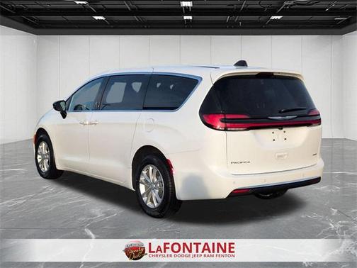2026 Chrysler Pacifica L