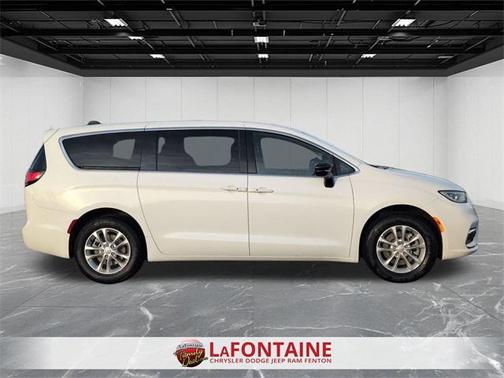 2026 Chrysler Pacifica L