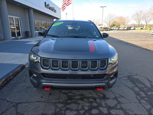 2024 Jeep Compass Trailhawk