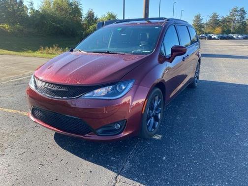 2020 Chrysler Pacifica Touring-L Plus