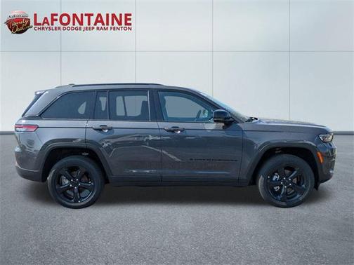 2025 Jeep Grand Cherokee Altitude