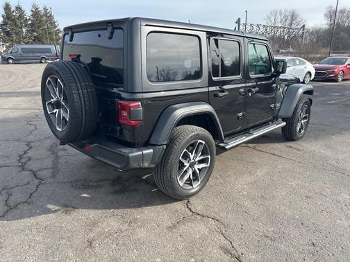 2025 Jeep Wrangler 4xe Sport S