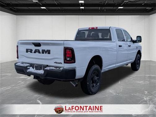 2026 RAM 3500 Tradesman Crew Cab 4x4 8' Box