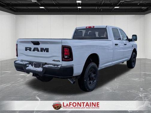 Bright White Clearcoat 2026 RAM 3500 Tradesman Crew Cab 4x4 8' Box
