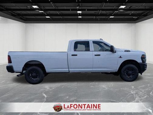 Bright White Clearcoat 2026 RAM 3500 Tradesman Crew Cab 4x4 8' Box