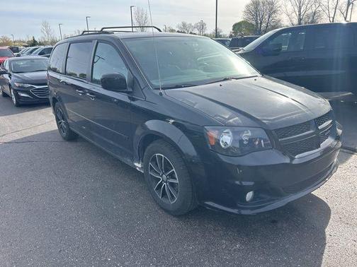 Onyx Black 2017 Dodge Grand Caravan GT