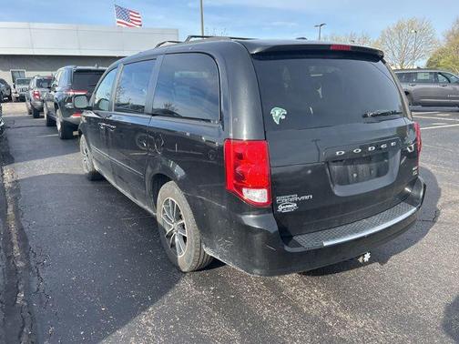 Onyx Black 2017 Dodge Grand Caravan GT