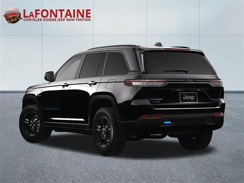 2025 Jeep Grand Cherokee 4xe Trailhawk