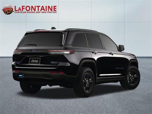 2025 Jeep Grand Cherokee 4xe Trailhawk