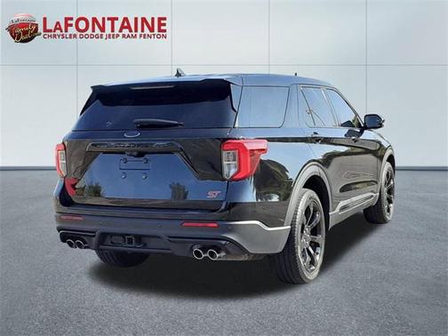 2022 Ford Explorer ST