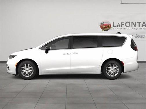 2025 Chrysler Pacifica L